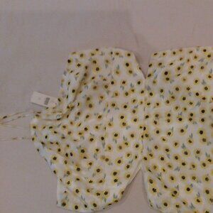 NWT Daisy print Halter style Romper by Anthopologie.  Size 14.